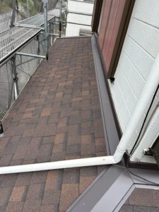 千葉市で屋根カバー工事が完工です。