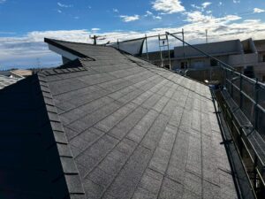 市原市で屋根カバー工事が完工です。